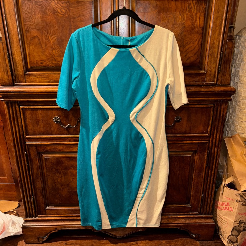 Chic Retro Teal and White Midi Dress Size XL